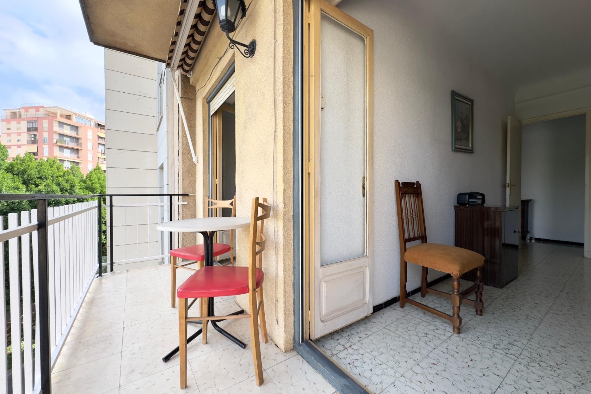 Reventa - Apartment - Elche - Plaza Obispo Siuri