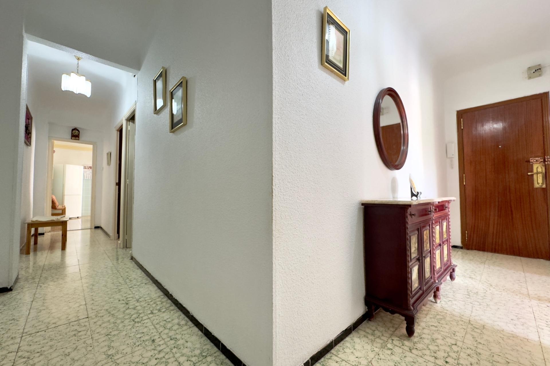 Reventa - Apartment - Elche - Plaza Obispo Siuri
