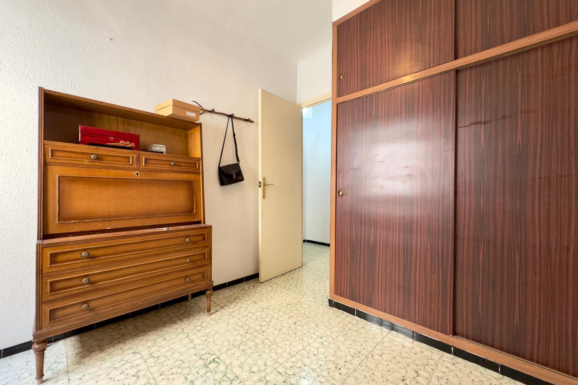 Reventa - Apartment - Elche - Plaza Obispo Siuri