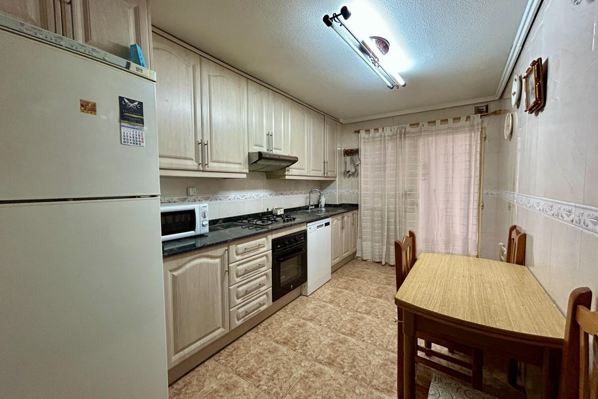 Reventa - Apartment - Elche - Plaza Obispo Siuri
