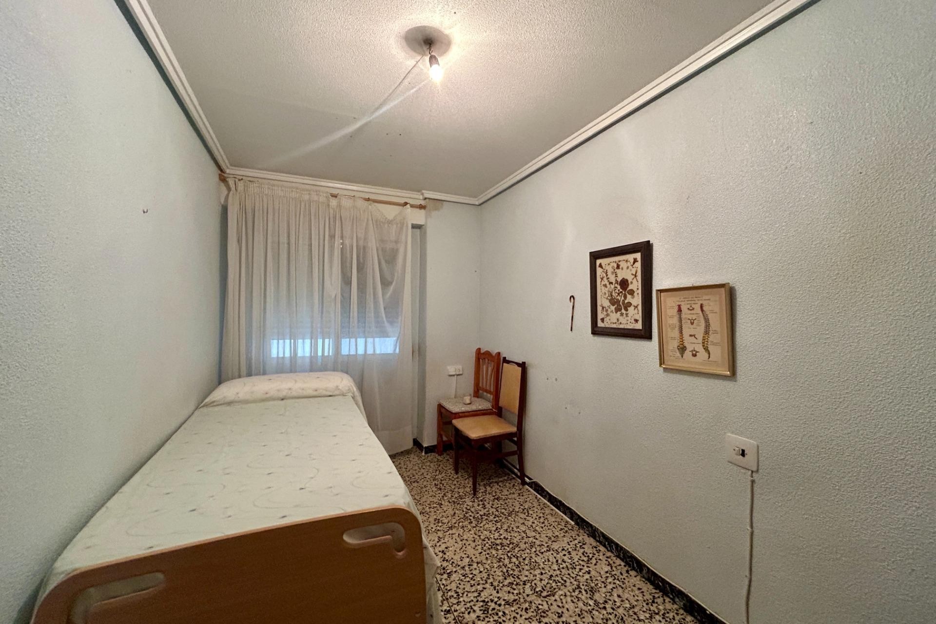 Reventa - Apartment - Elche - Plaza Obispo Siuri