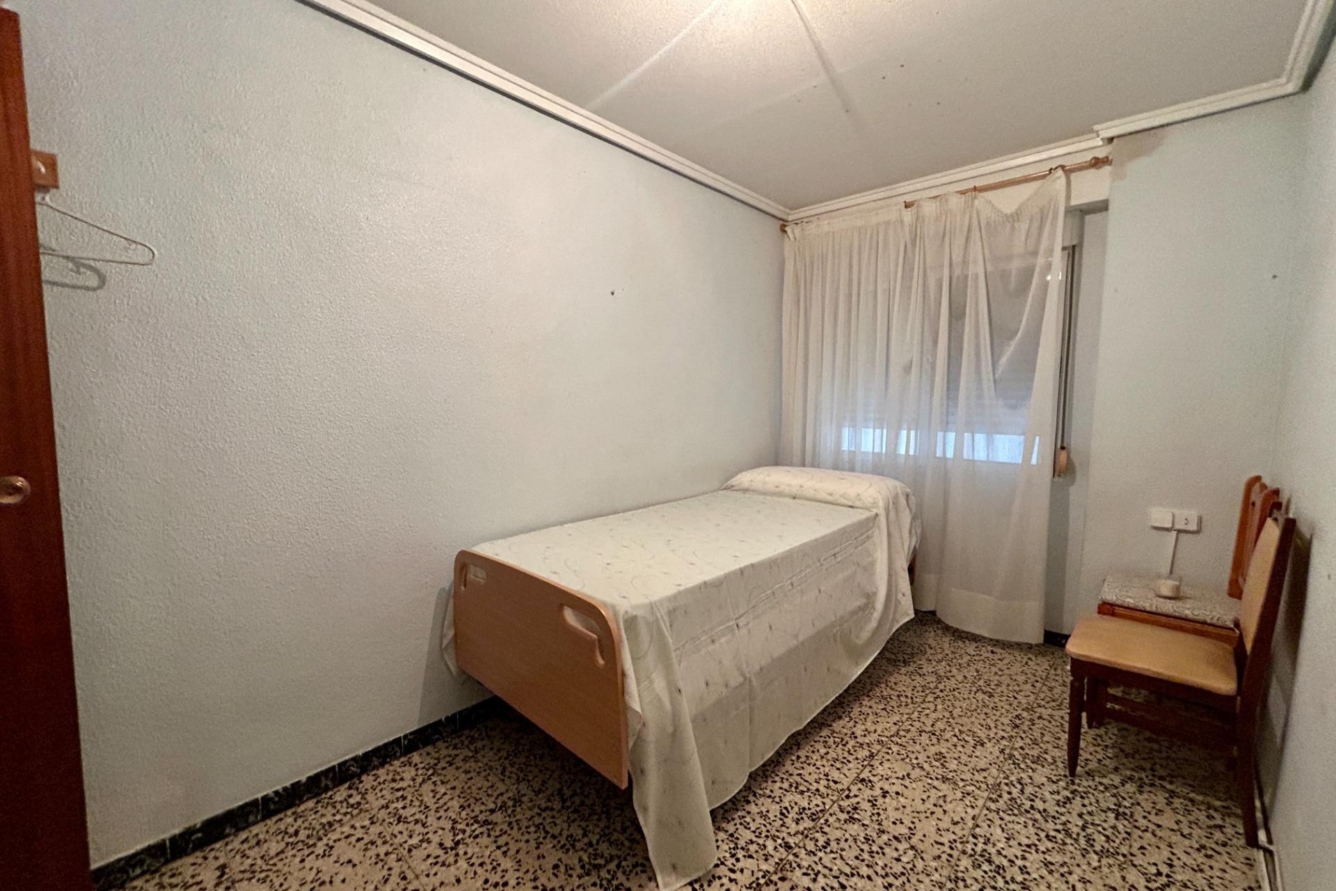 Reventa - Apartment - Elche - Plaza Obispo Siuri