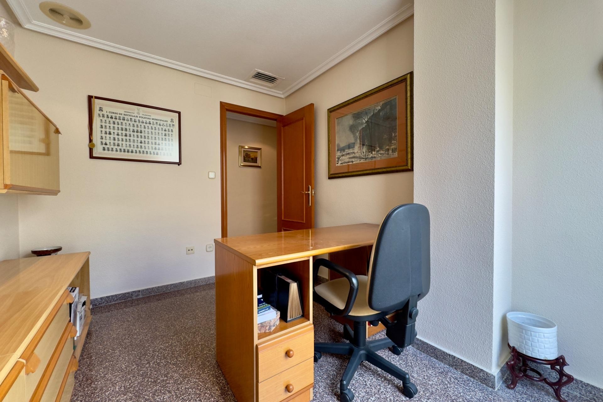 Reventa - Apartment - Elche - Plaza Obispo Siuri