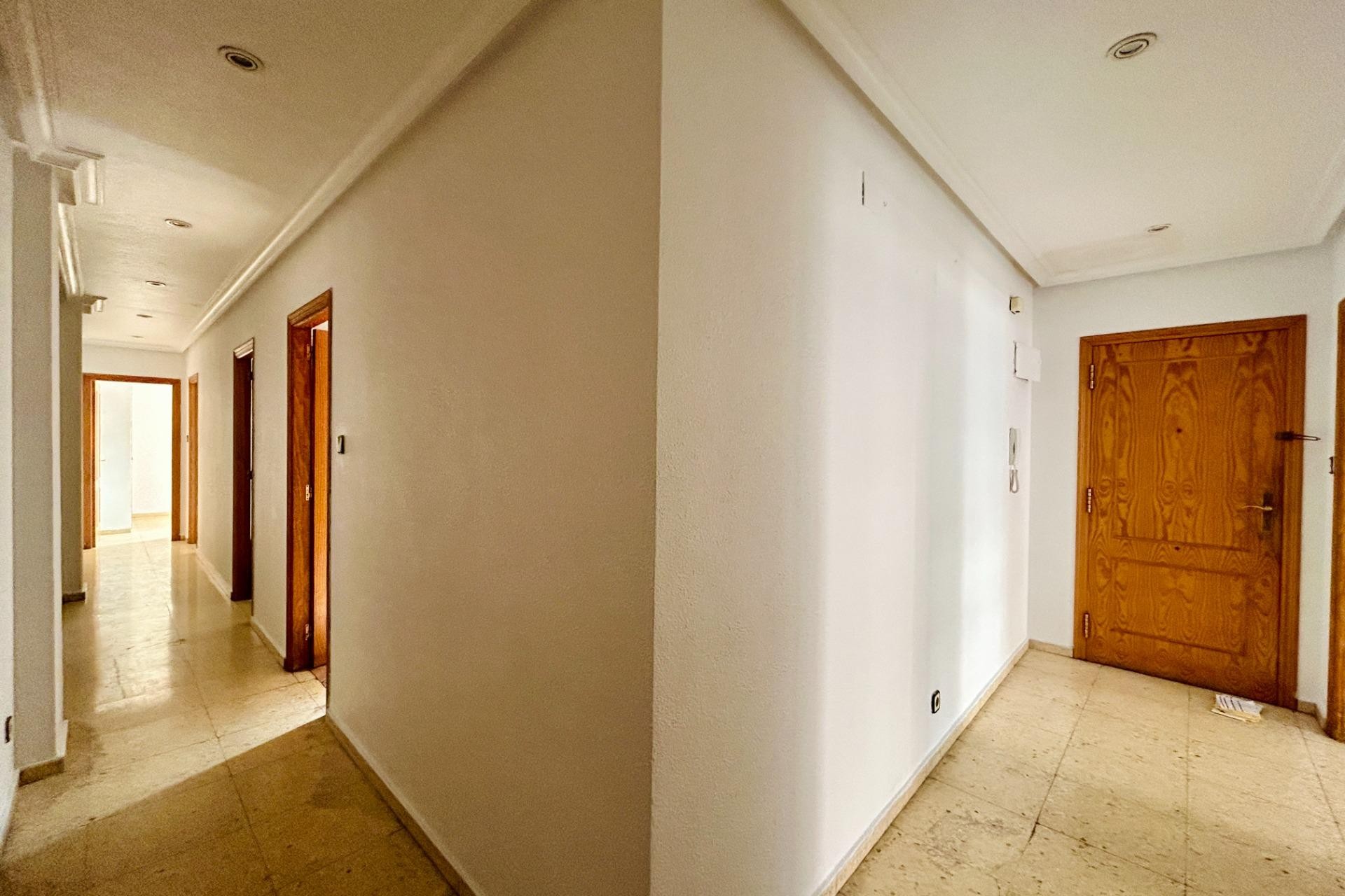 Reventa - Apartment - Elche - Reina Victoria-Miguel Hernández