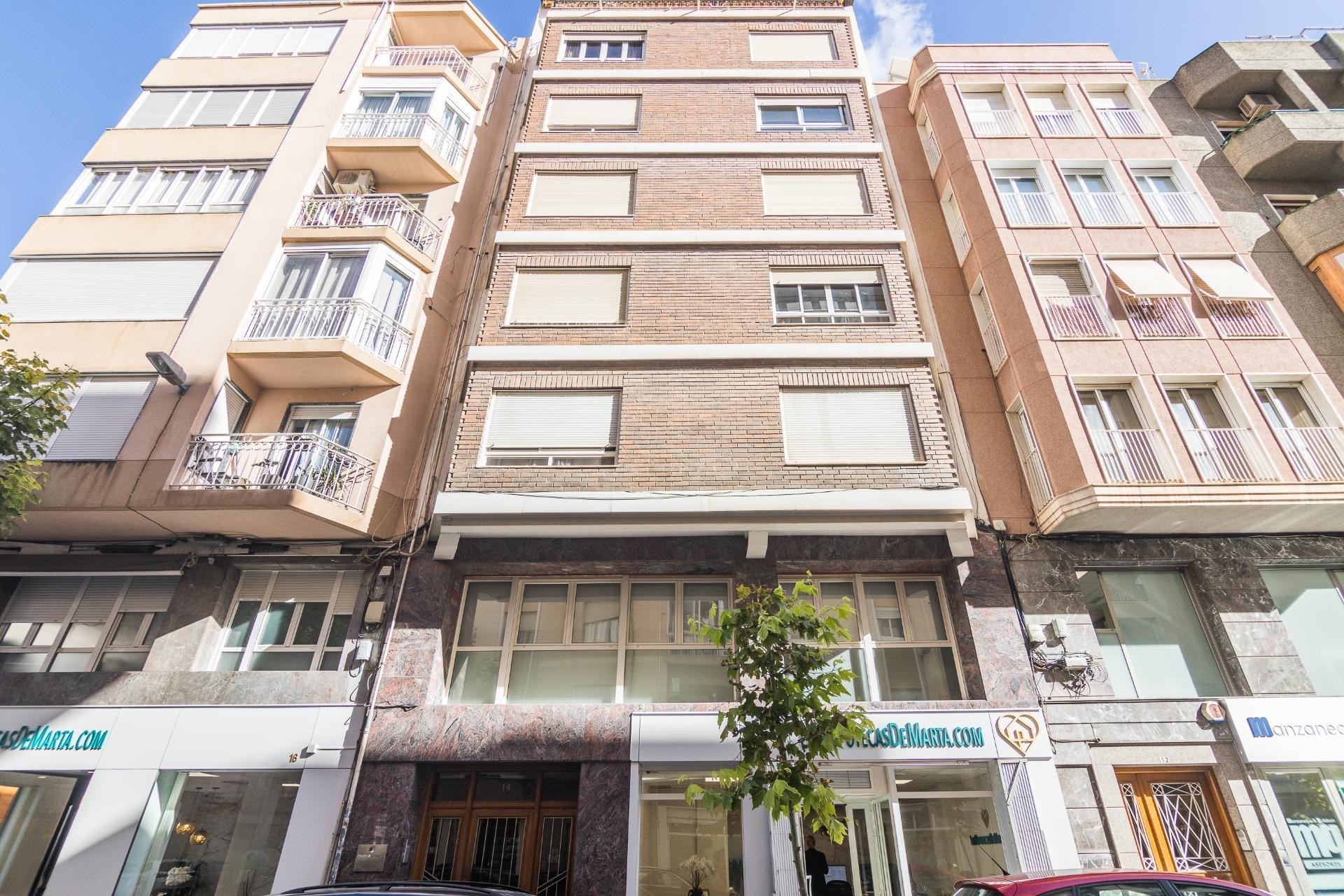 Reventa - Ático - Elche - Centro
