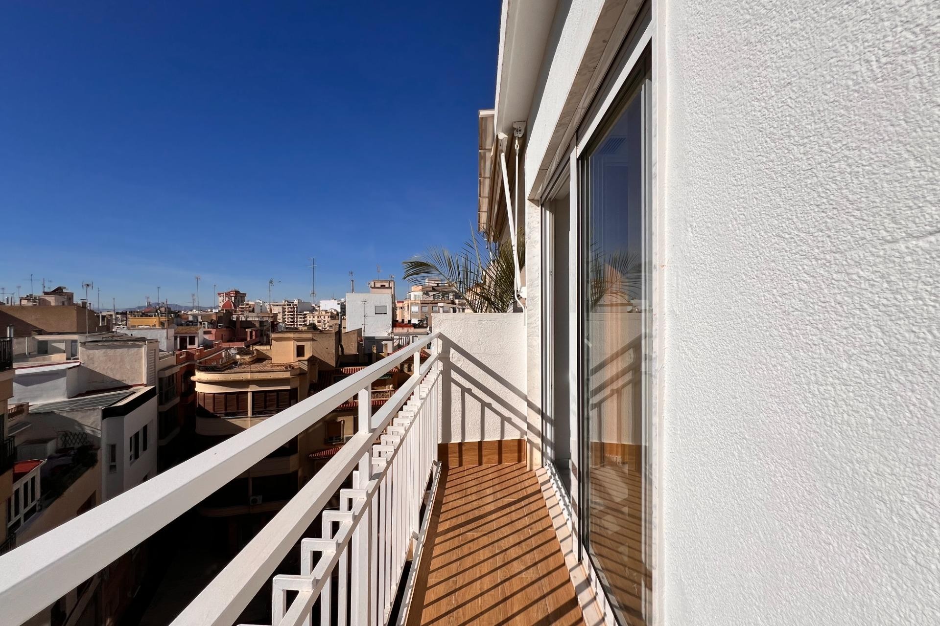 Reventa - Ático - Elche - Centro