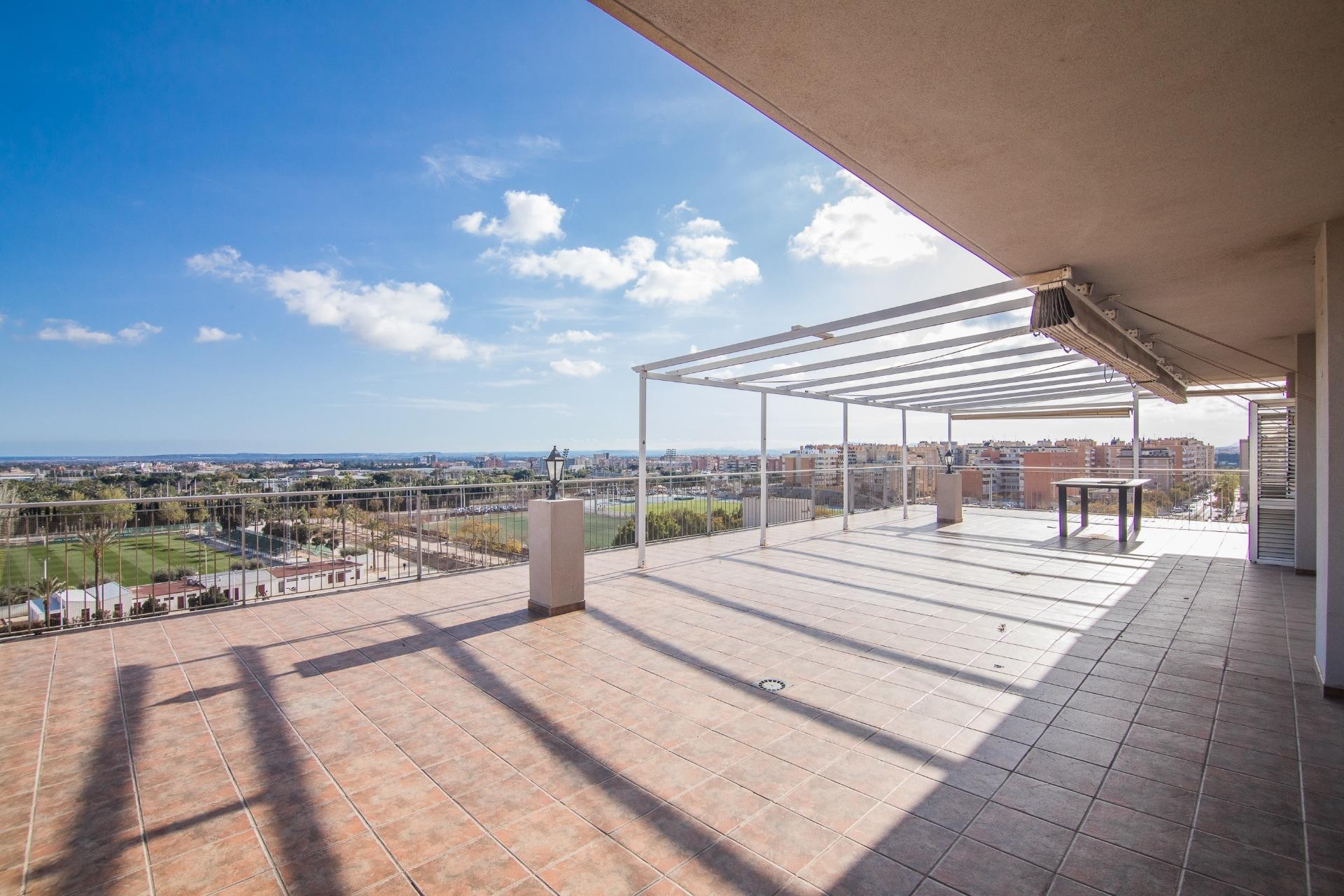 Reventa - Ático - Elche - Universidad - Ciudad deportiva