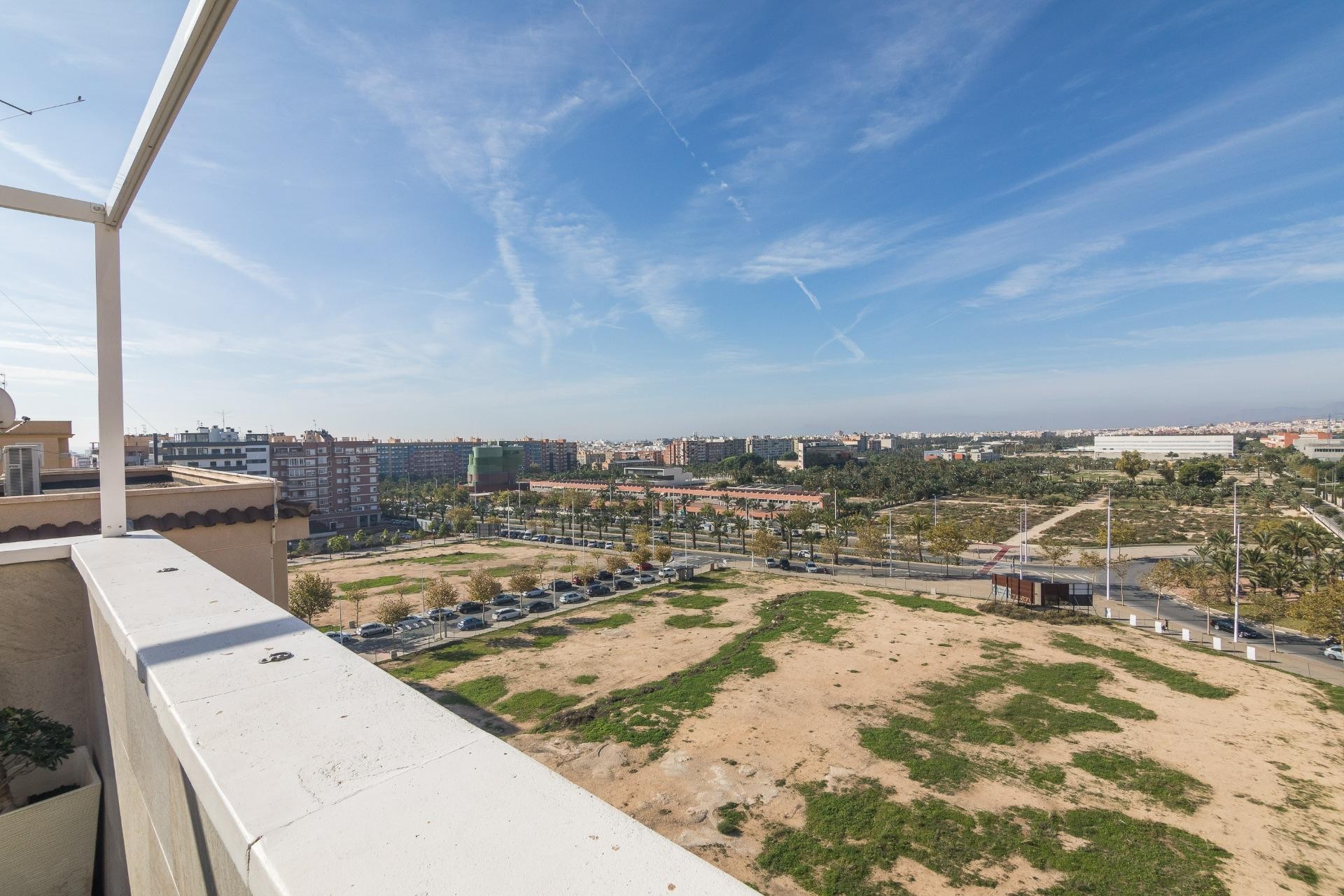 Reventa - Ático - Elche - Universidad - Ciudad deportiva