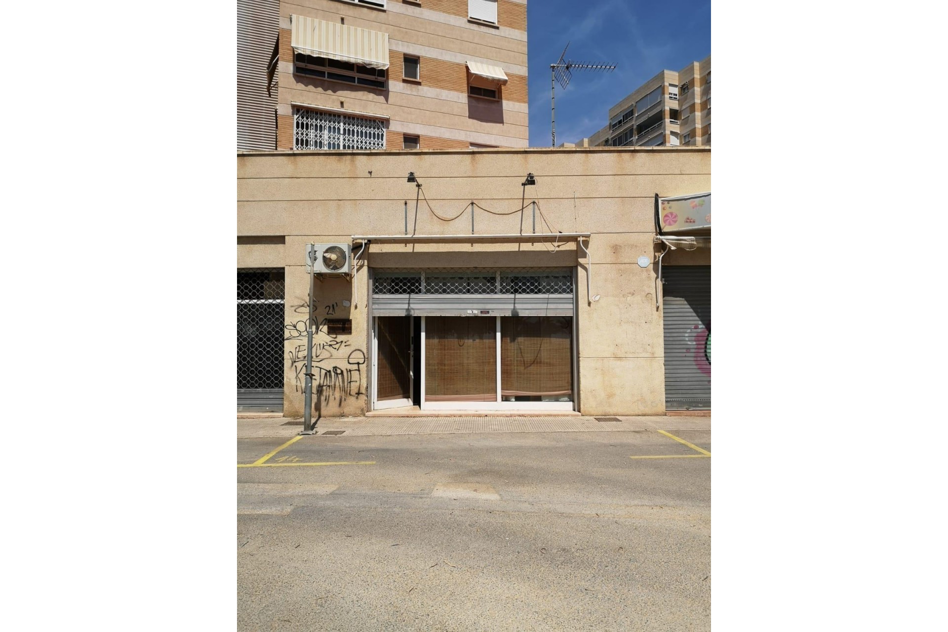 Reventa - Comercial - Alicante - Babel