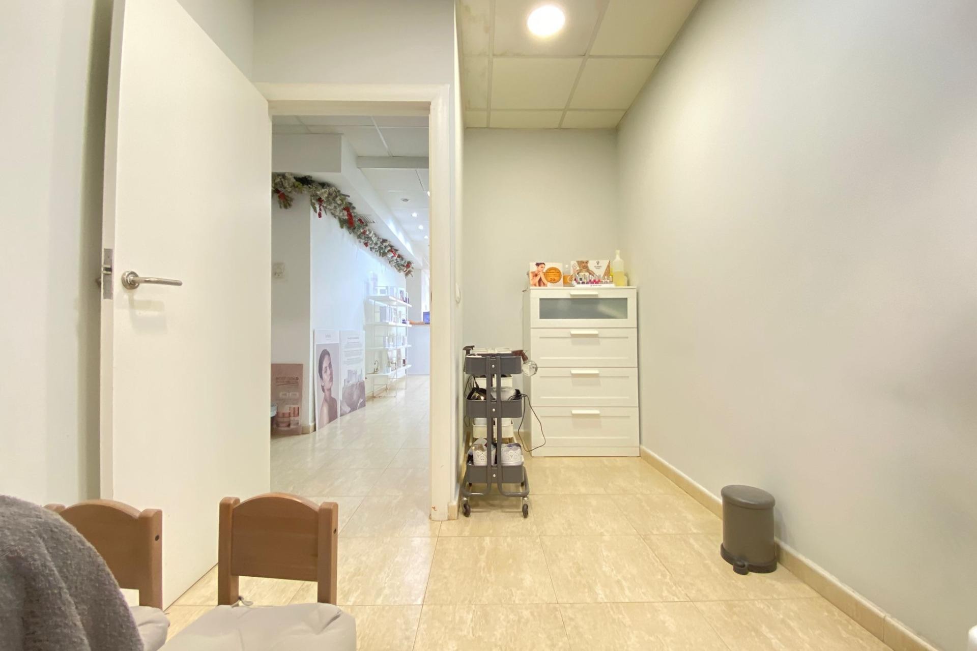 Reventa - Comercial - Alicante - Benalua