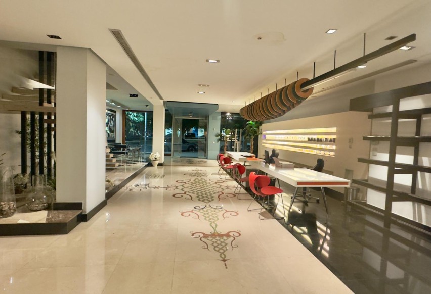 Reventa - Comercial - Alicante - Vistahermosa