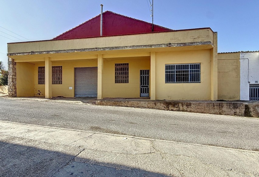Reventa - Comercial - Biar - Comunidad valenciana