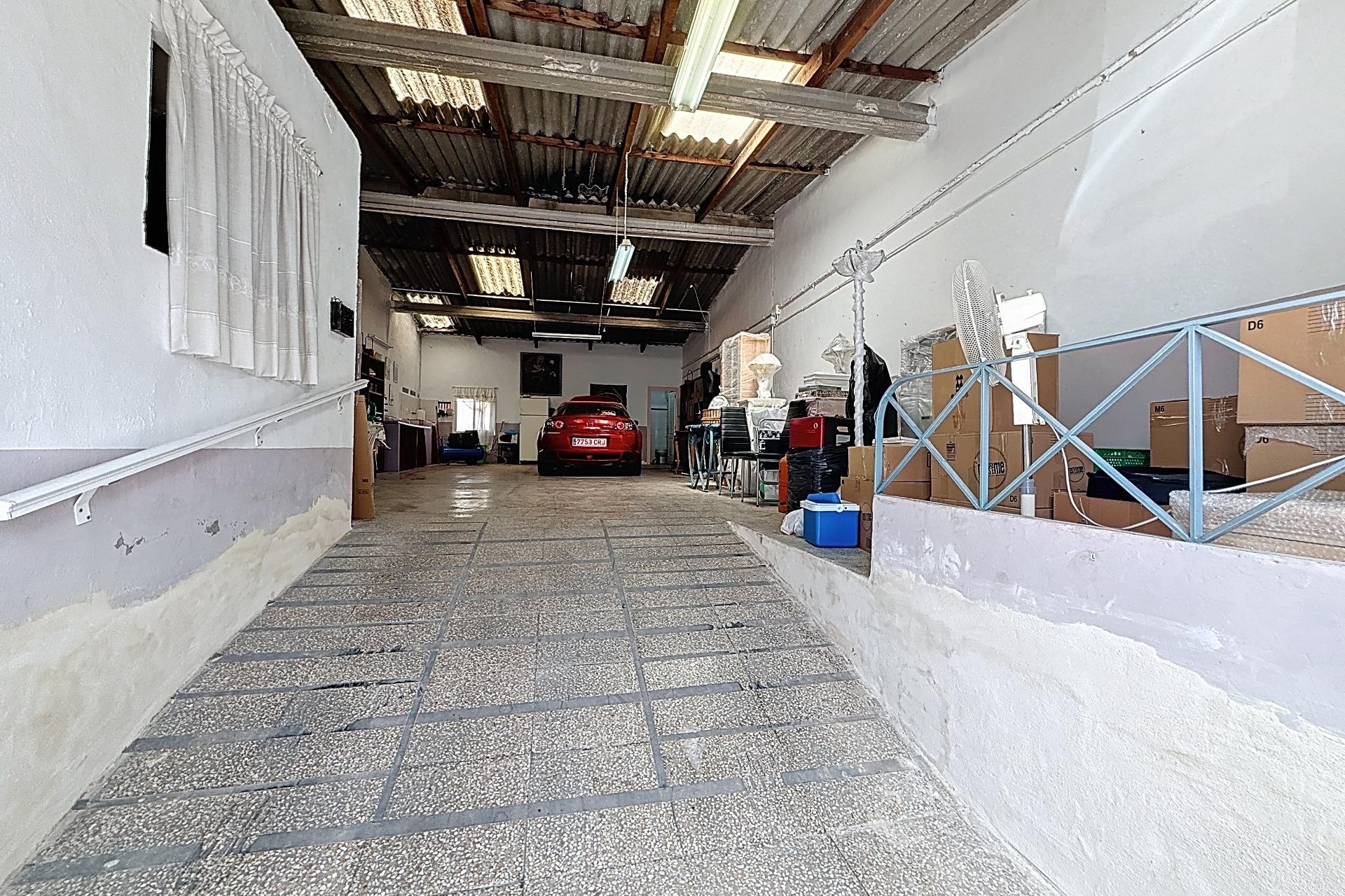 Reventa - Comercial - Castalla - Comunidad valenciana