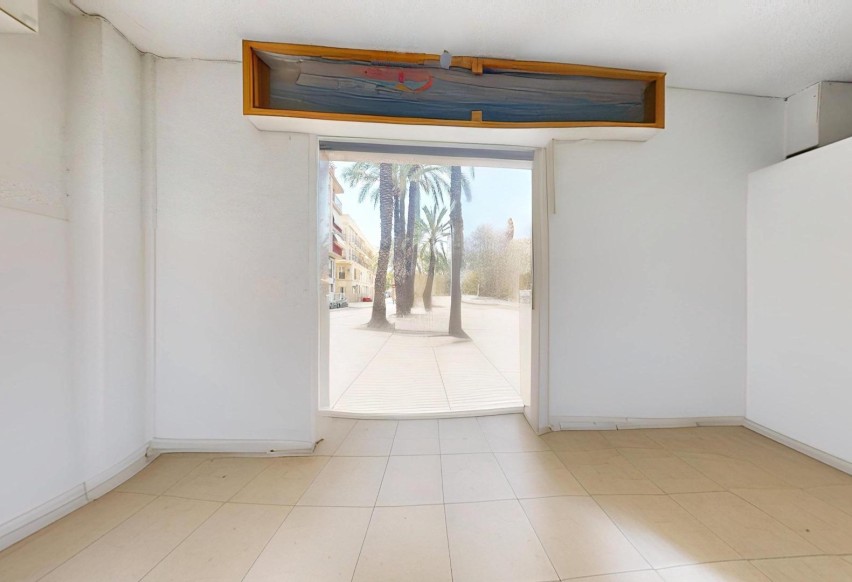 Reventa - Comercial - Elche - Corazon de Jesus