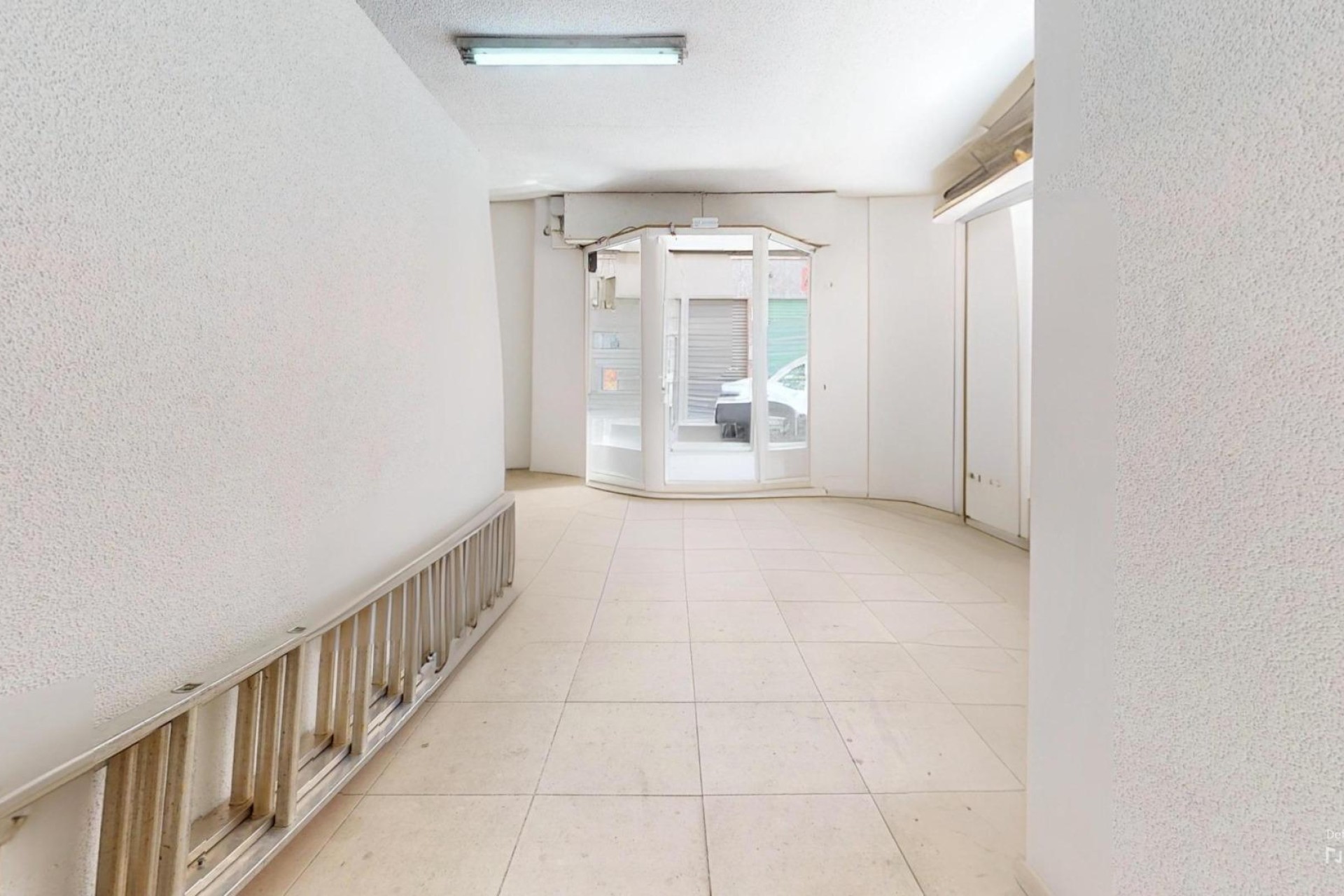 Reventa - Comercial - Elche - Corazon de Jesus