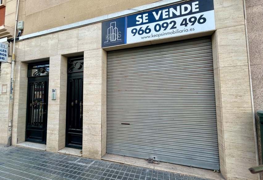 Reventa - Comercial - Elche - Corazon de Jesus