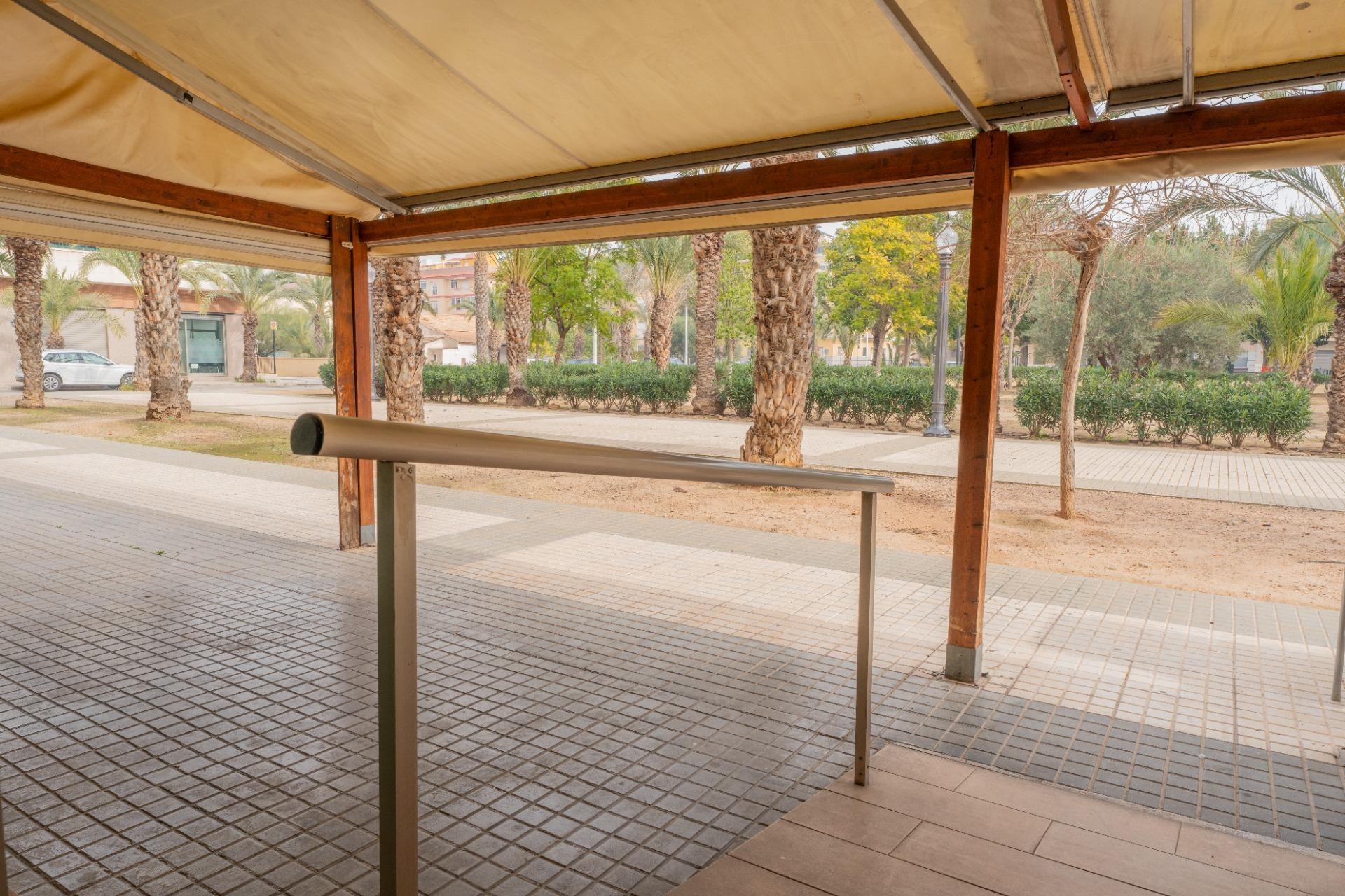 Reventa - Comercial - Elche Pedanías - Las Bayas