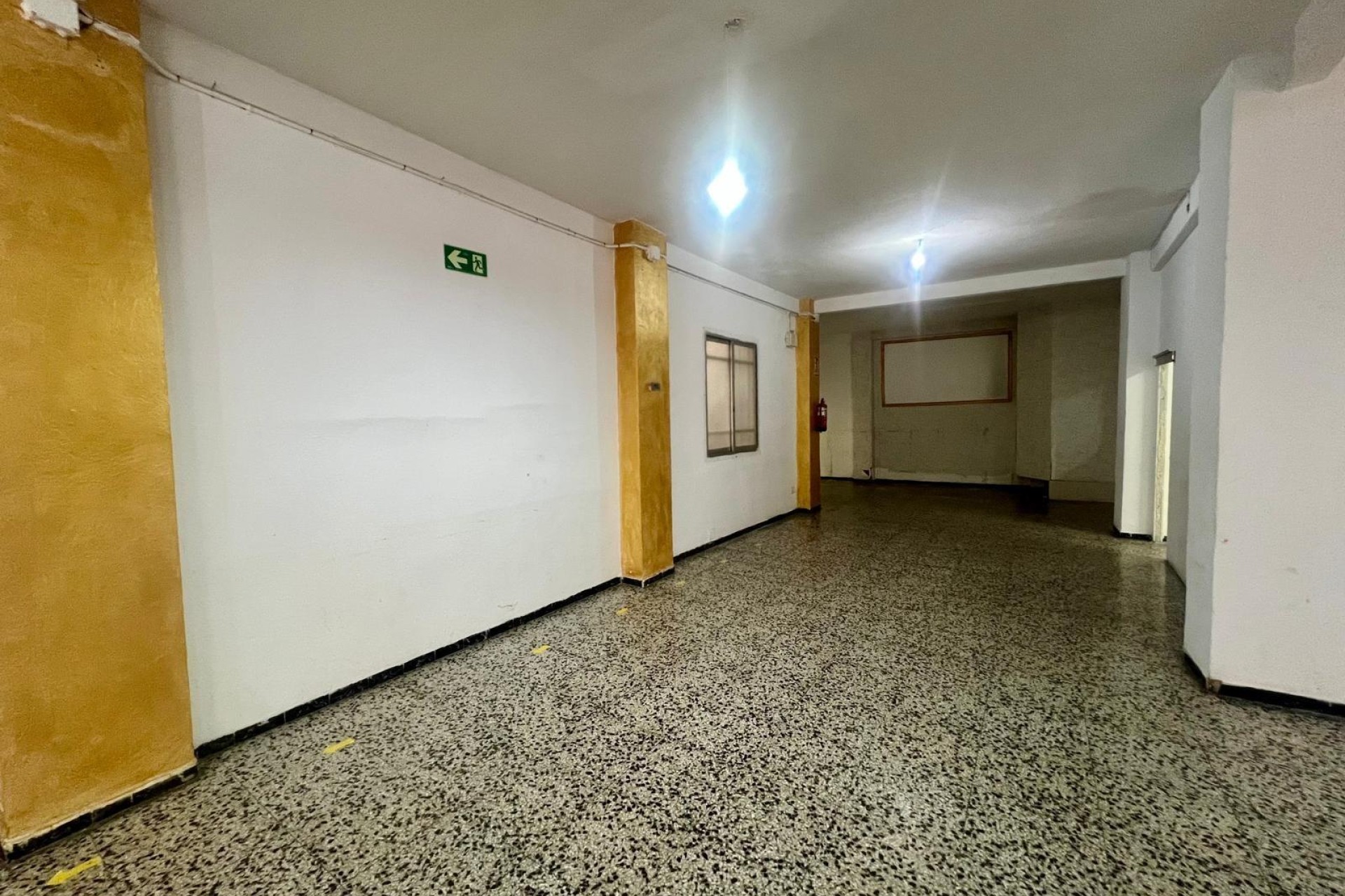Reventa - Comercial - Elche - Pont Nou-Corazón de Jesús