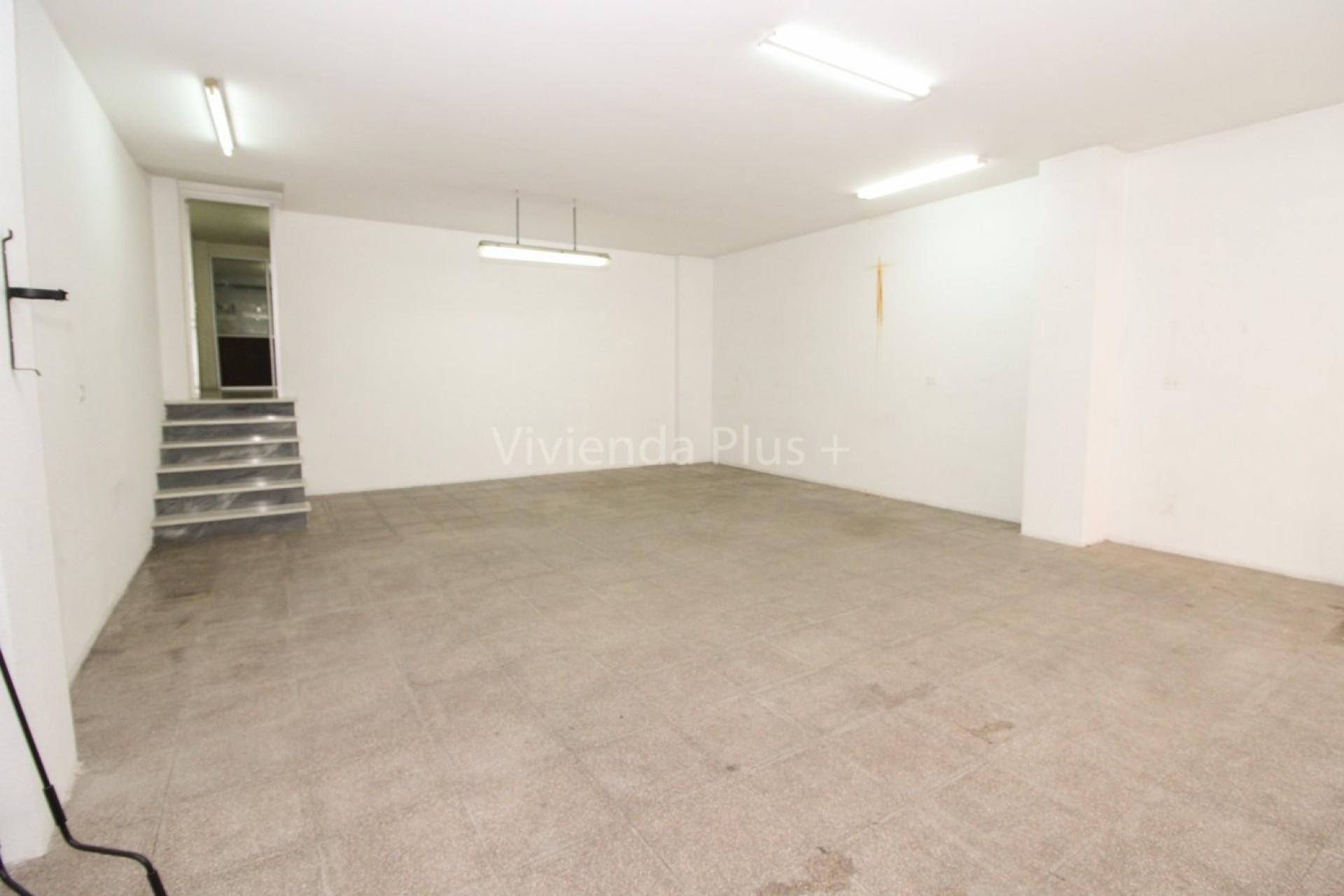 Reventa - Comercial - Elche - Sector V