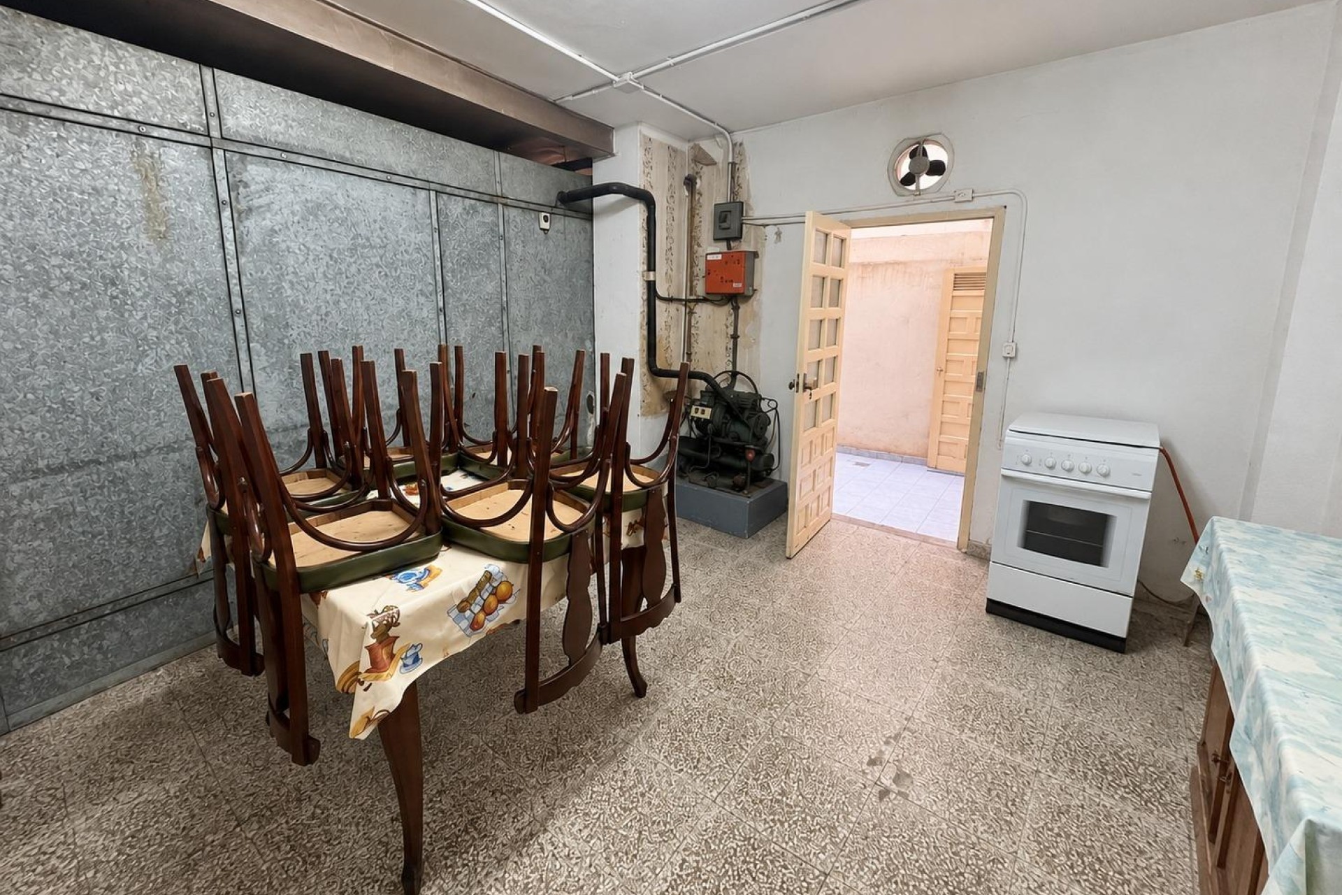 Reventa - Comercial - Elche - Toscar