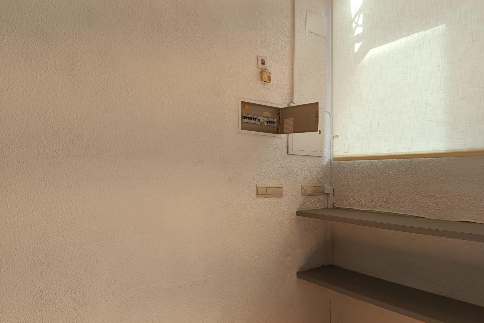 Reventa - Comercial - Elche - Toscar