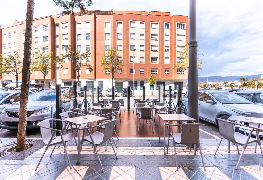 Reventa - Comercial - Roquetas de Mar - Avenida Juan Carlos