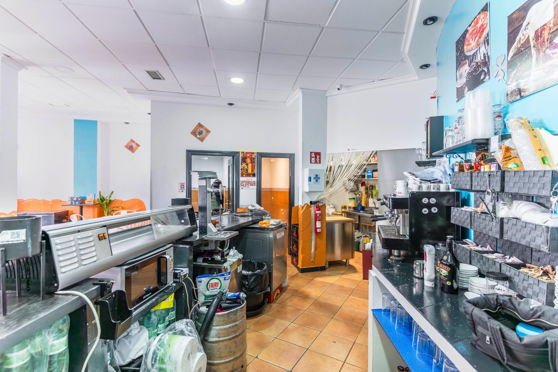 Reventa - Comercial - Roquetas de Mar - Avenida Juan Carlos