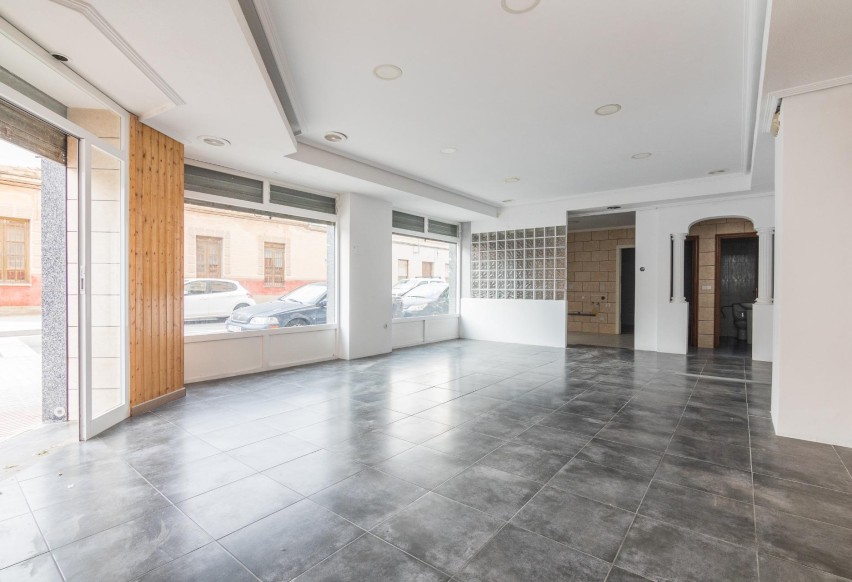 Reventa - Comercial - Torrellano - Centro