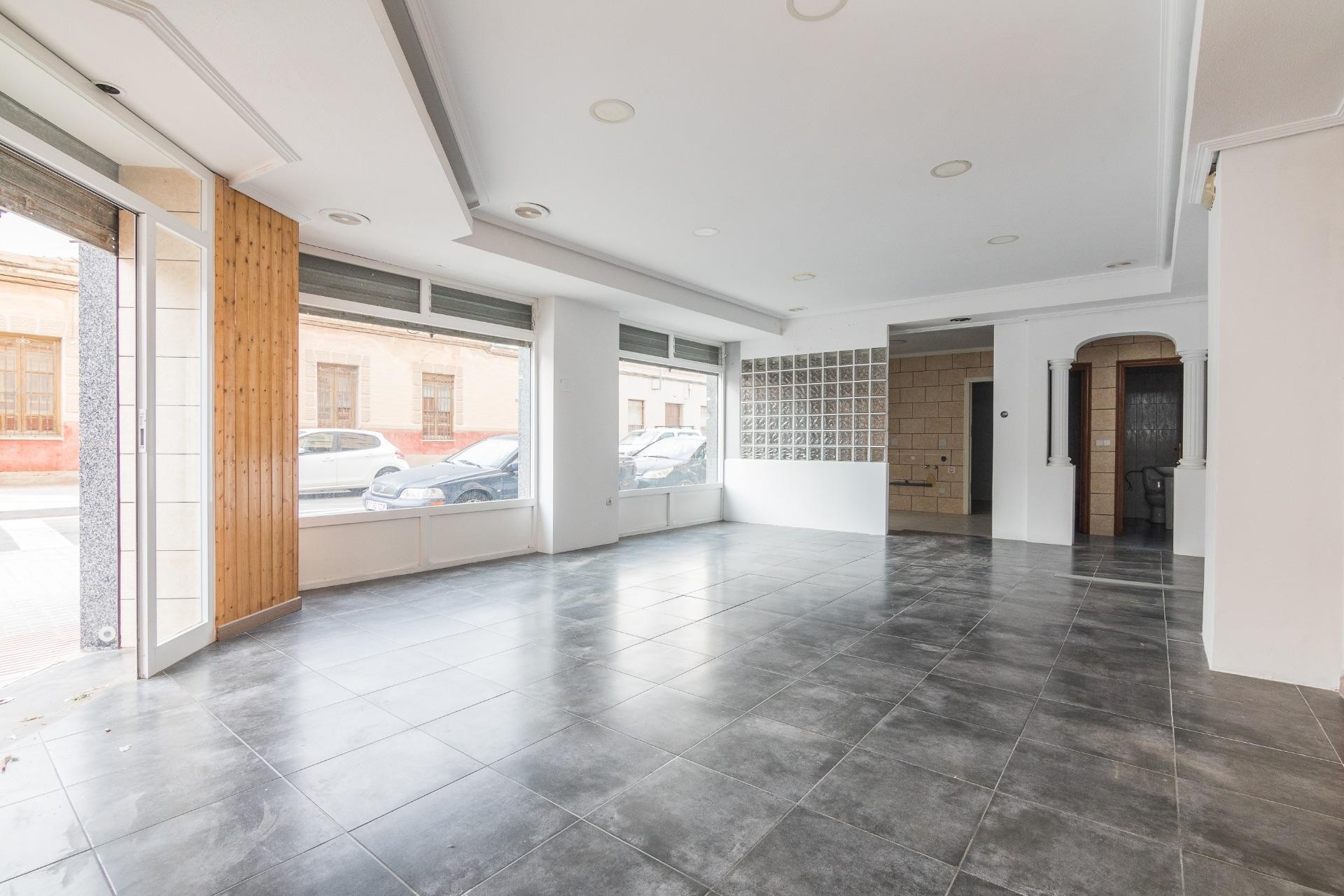 Reventa - Comercial - Torrellano - Centro