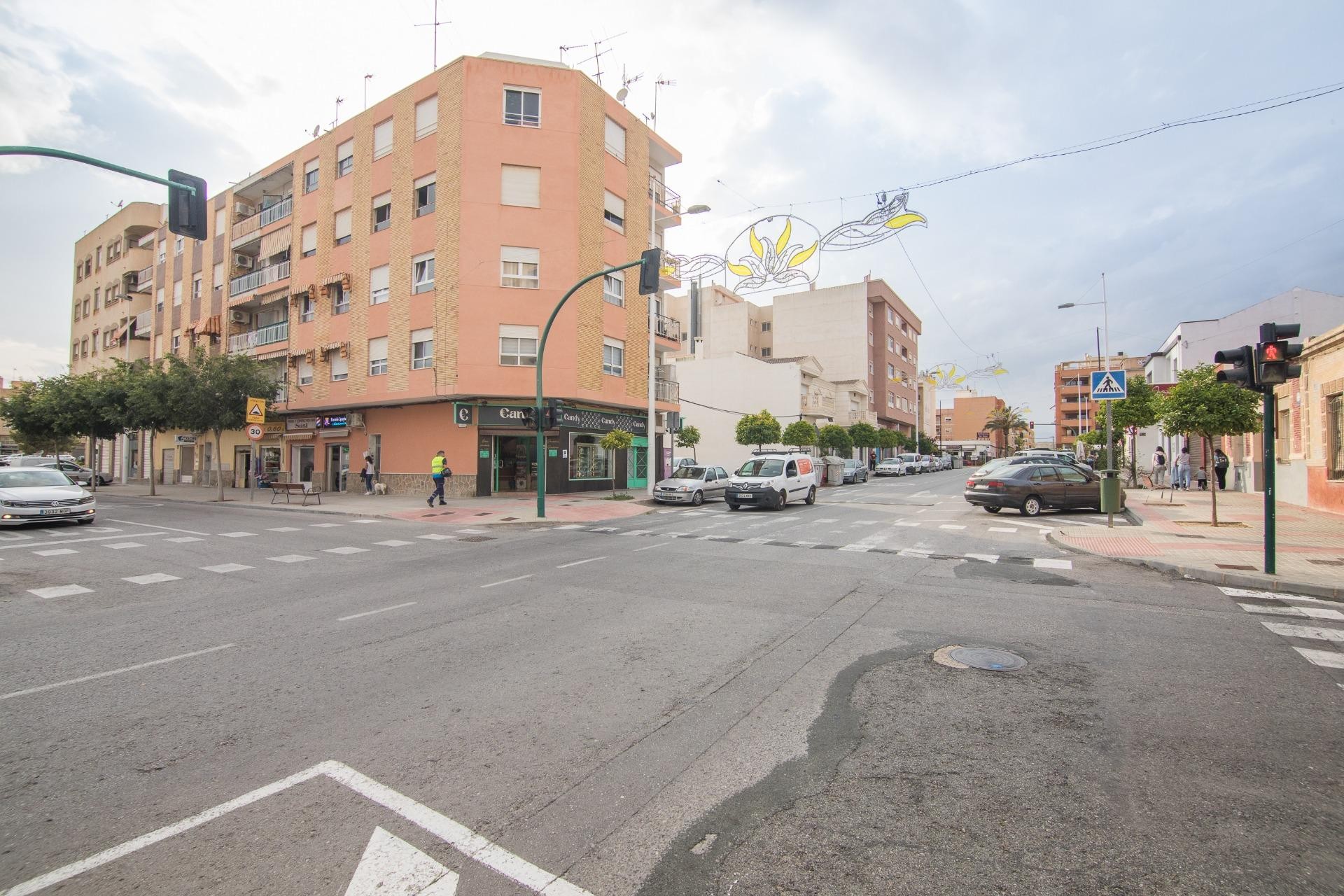 Reventa - Comercial - Torrellano - Centro