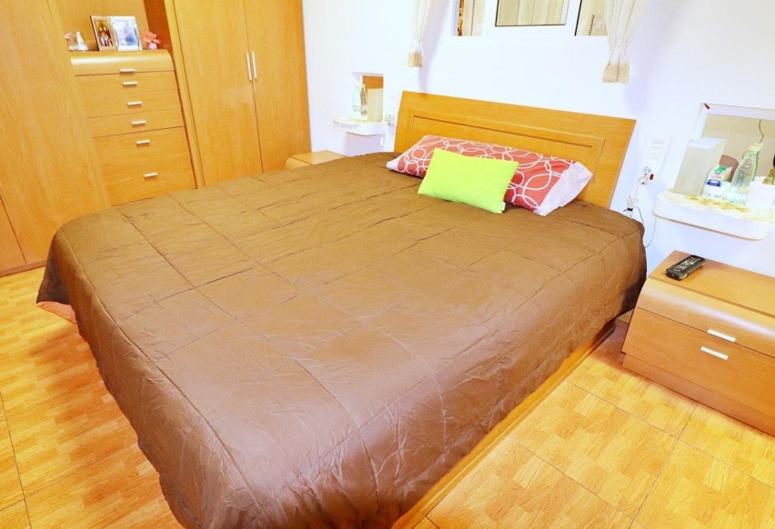 Reventa - Edificio - Elche - Plaza Crevillente-Juzgados