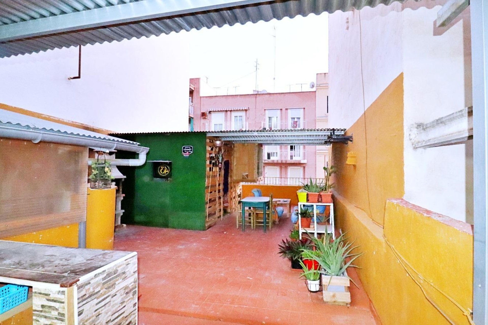 Reventa - Edificio - Elche - Plaza Crevillente-Juzgados