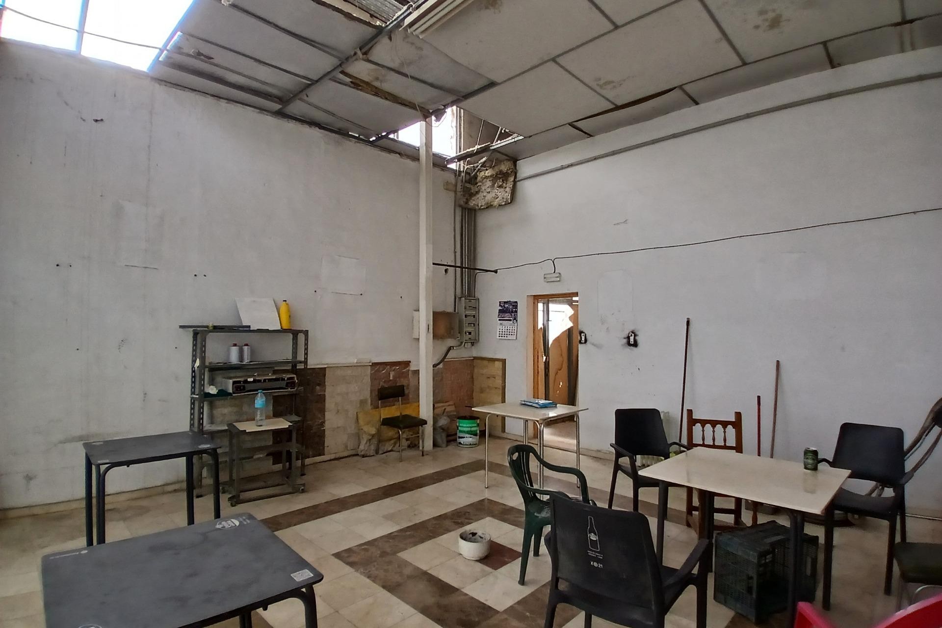 Reventa - Nave industrial - Algueña