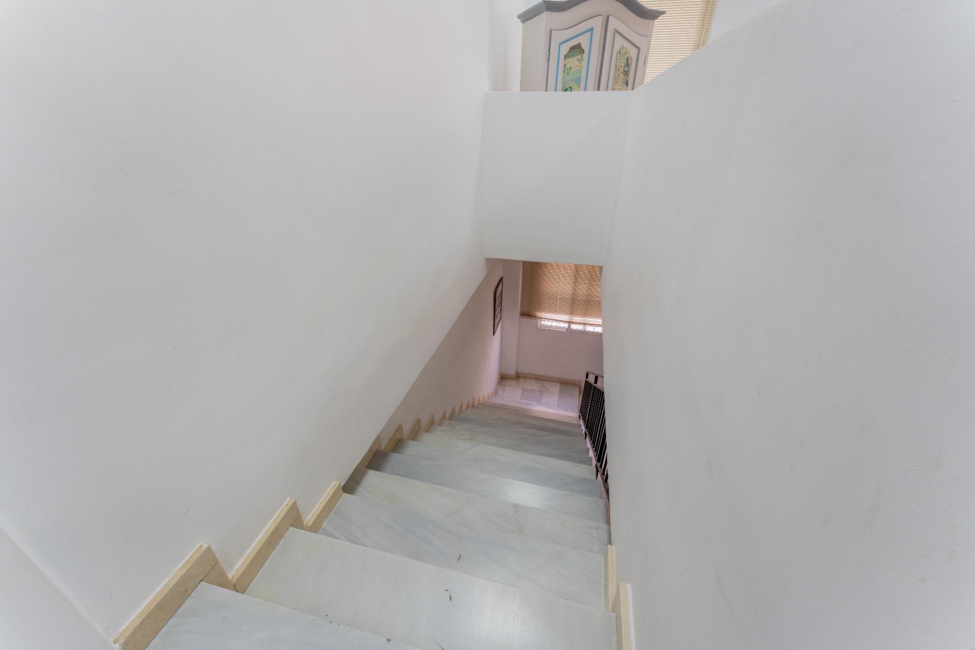 Reventa - Nave industrial - Elche - Carrús Este