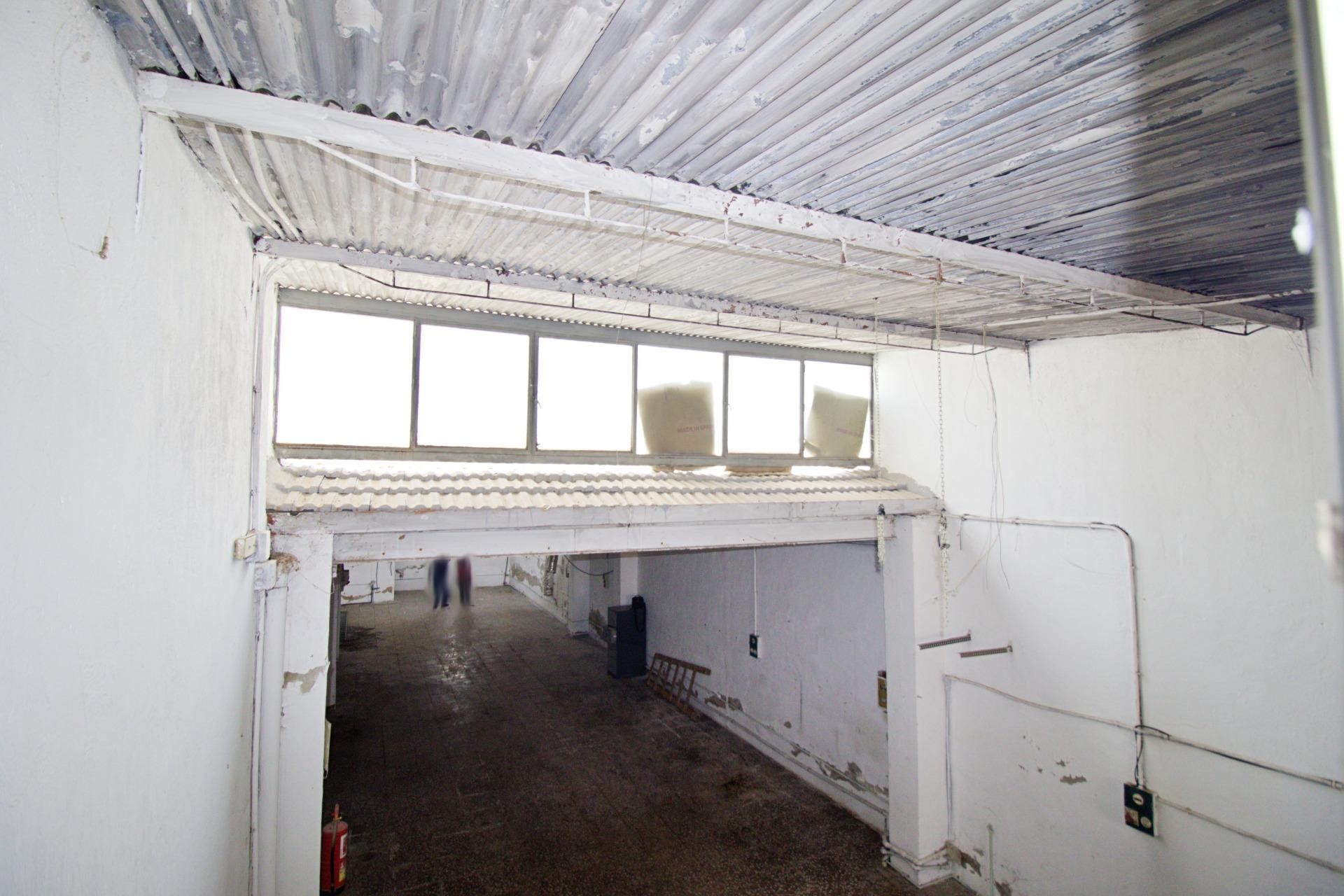 Reventa - Nave industrial - Elche - Carrús Oeste