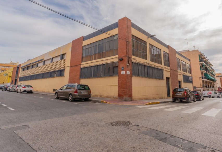 Reventa - Nave industrial - Elche - Toscar