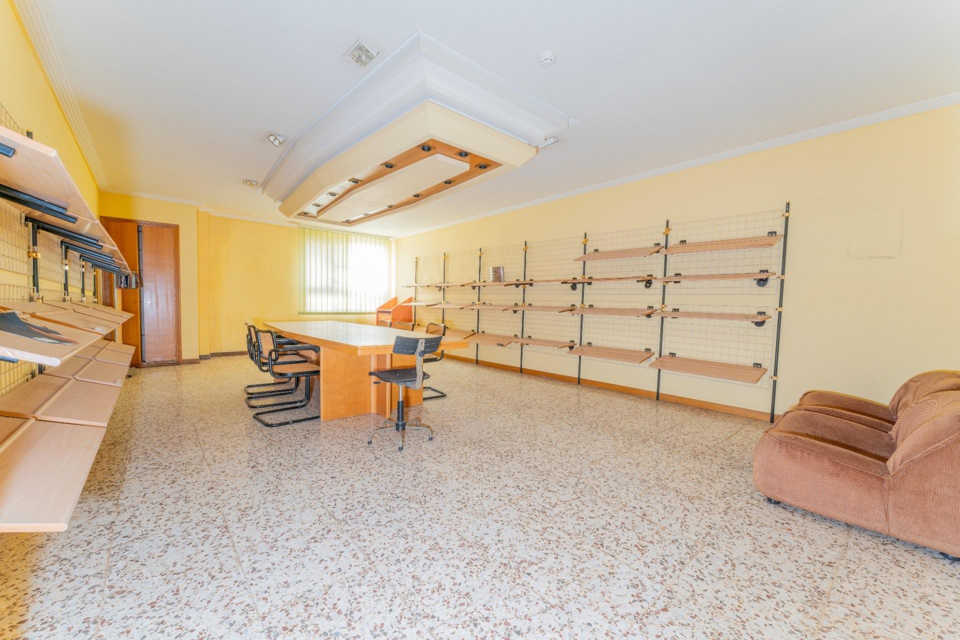 Reventa - Nave industrial - Elche - Toscar