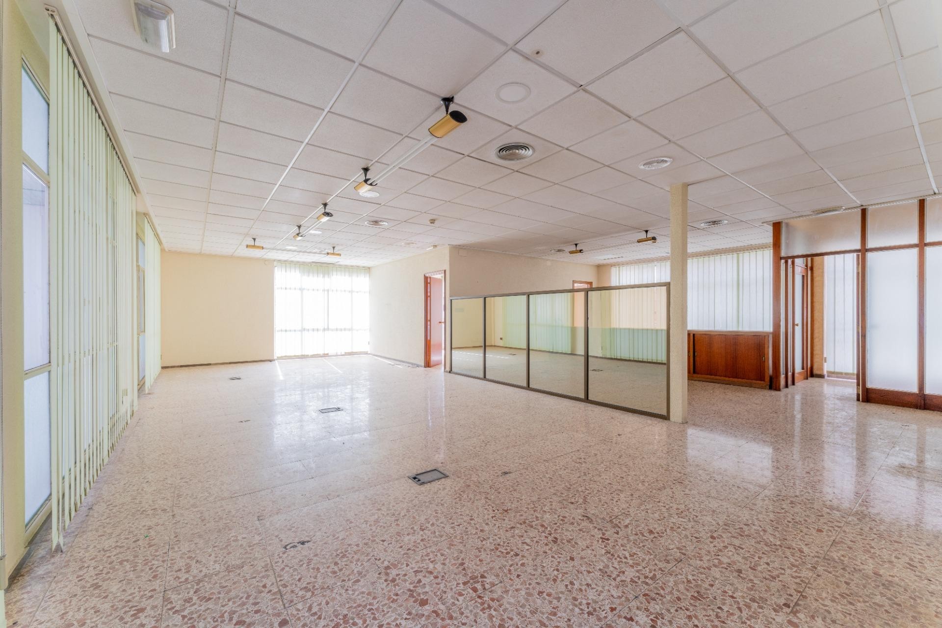 Reventa - Nave industrial - Elche - Toscar