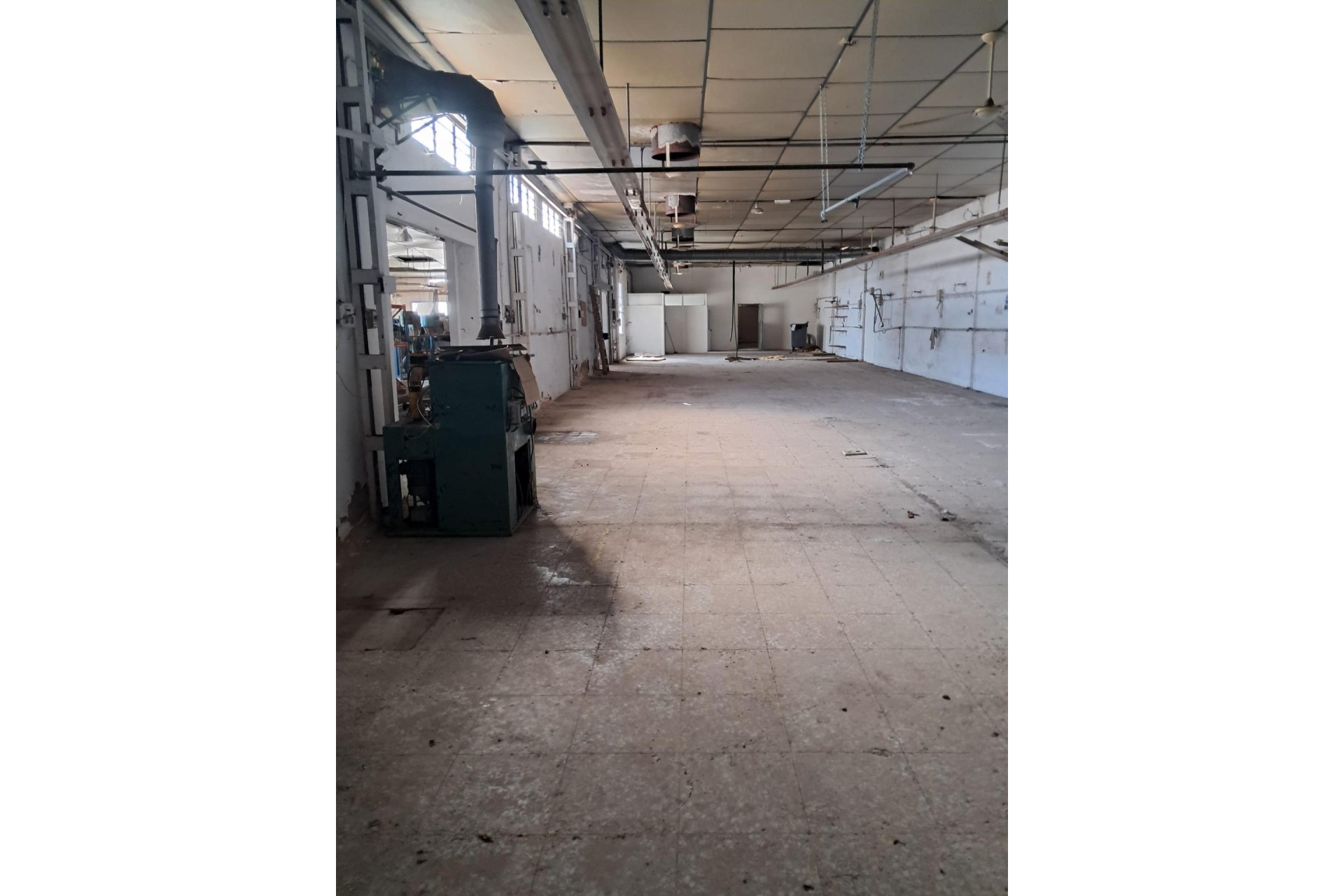Reventa - Nave industrial - Matola - Algoda-Matola-Llano de San José