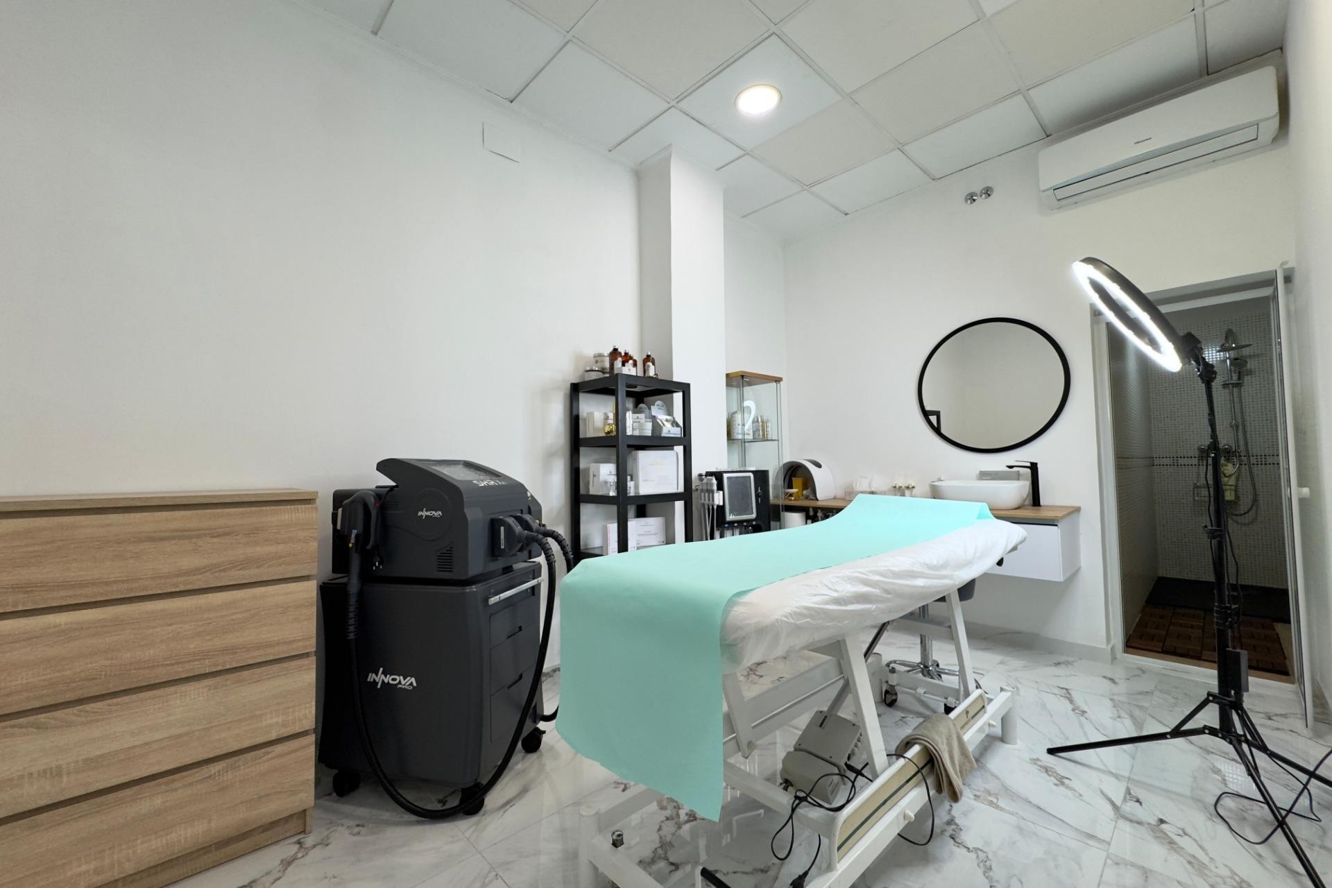 Reventa - Negocio - Elche - Sector V-El Canal