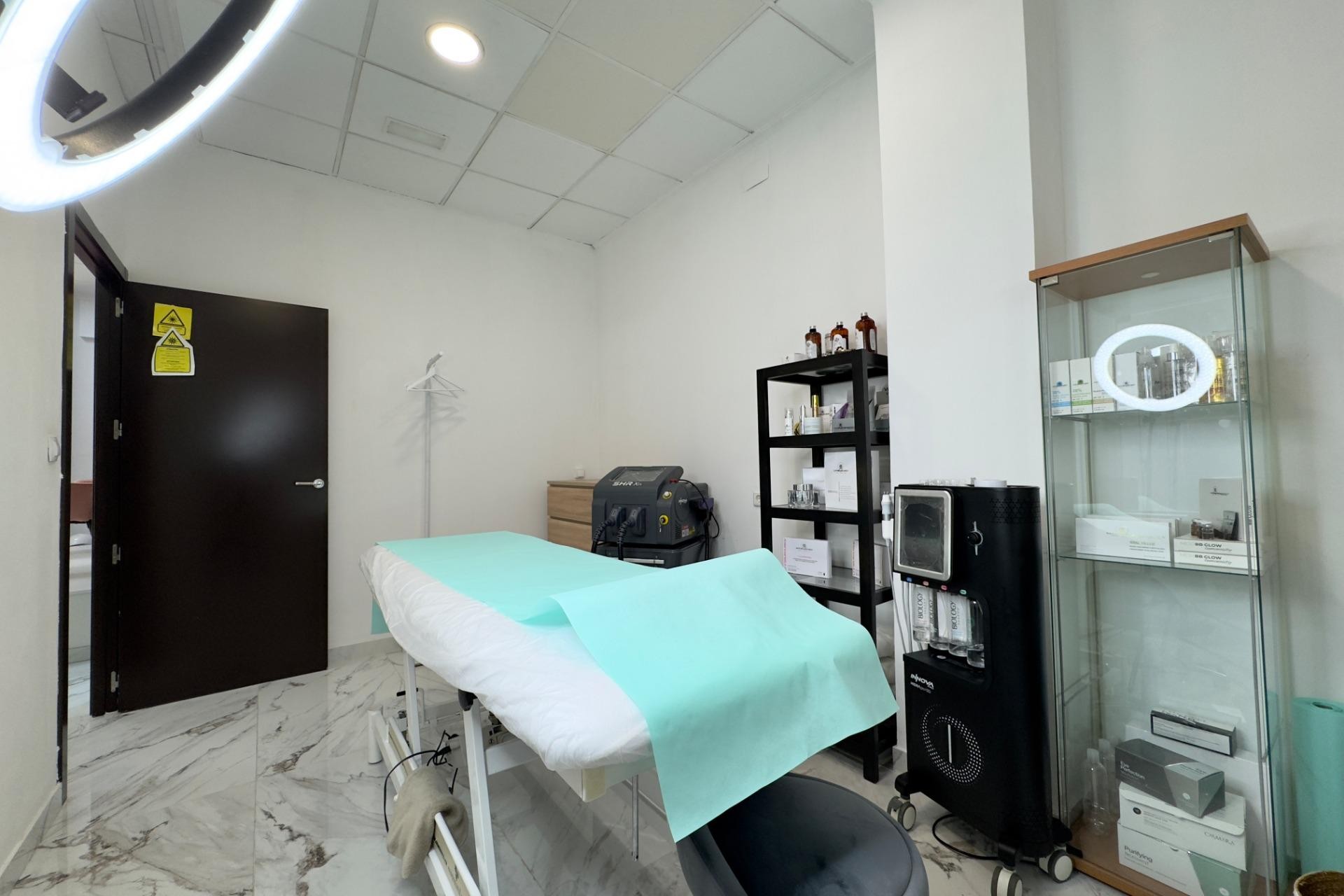 Reventa - Negocio - Elche - Sector V-El Canal