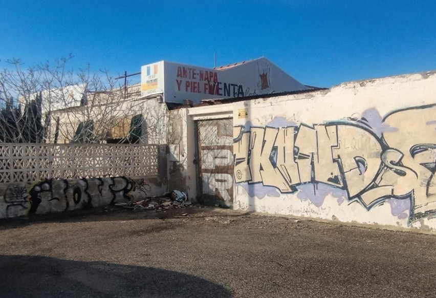Reventa - Parcela / Terreno - Alicante - Agua marga