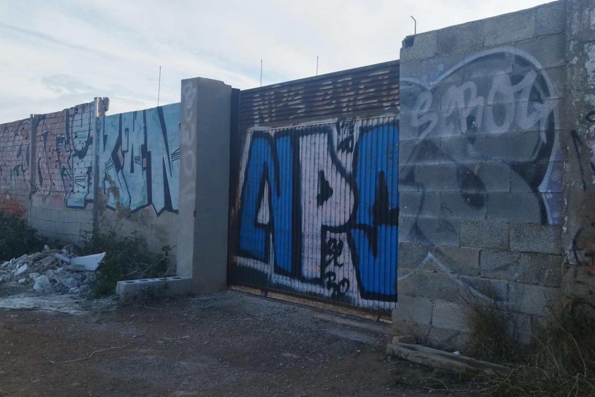 Reventa - Parcela / Terreno - Alicante - Agua marga