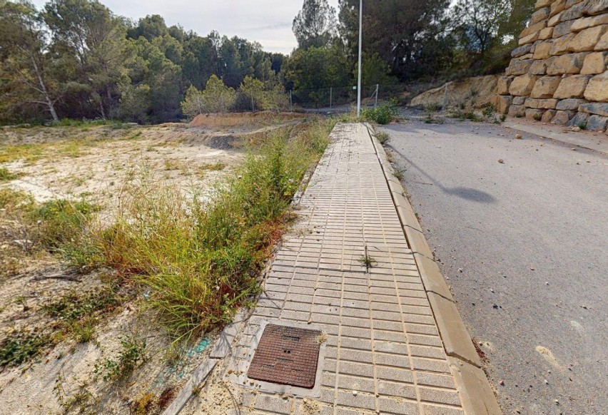 Reventa - Parcela / Terreno - l'Alfas del Pi - Alfaz del Pi