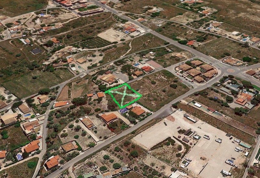 Reventa - Parcela / Terreno - La marina - El pinet