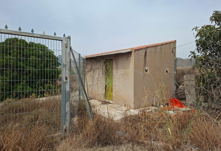 Reventa - Parcela / Terreno - La Romana - Crta. LA ROMANA