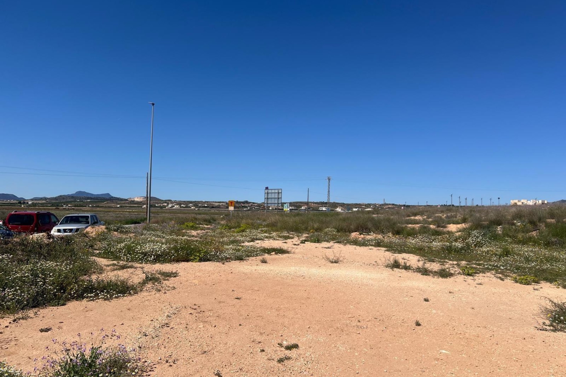 Reventa - Parcela / Terreno - Pinoso - A 1 km de pinoso