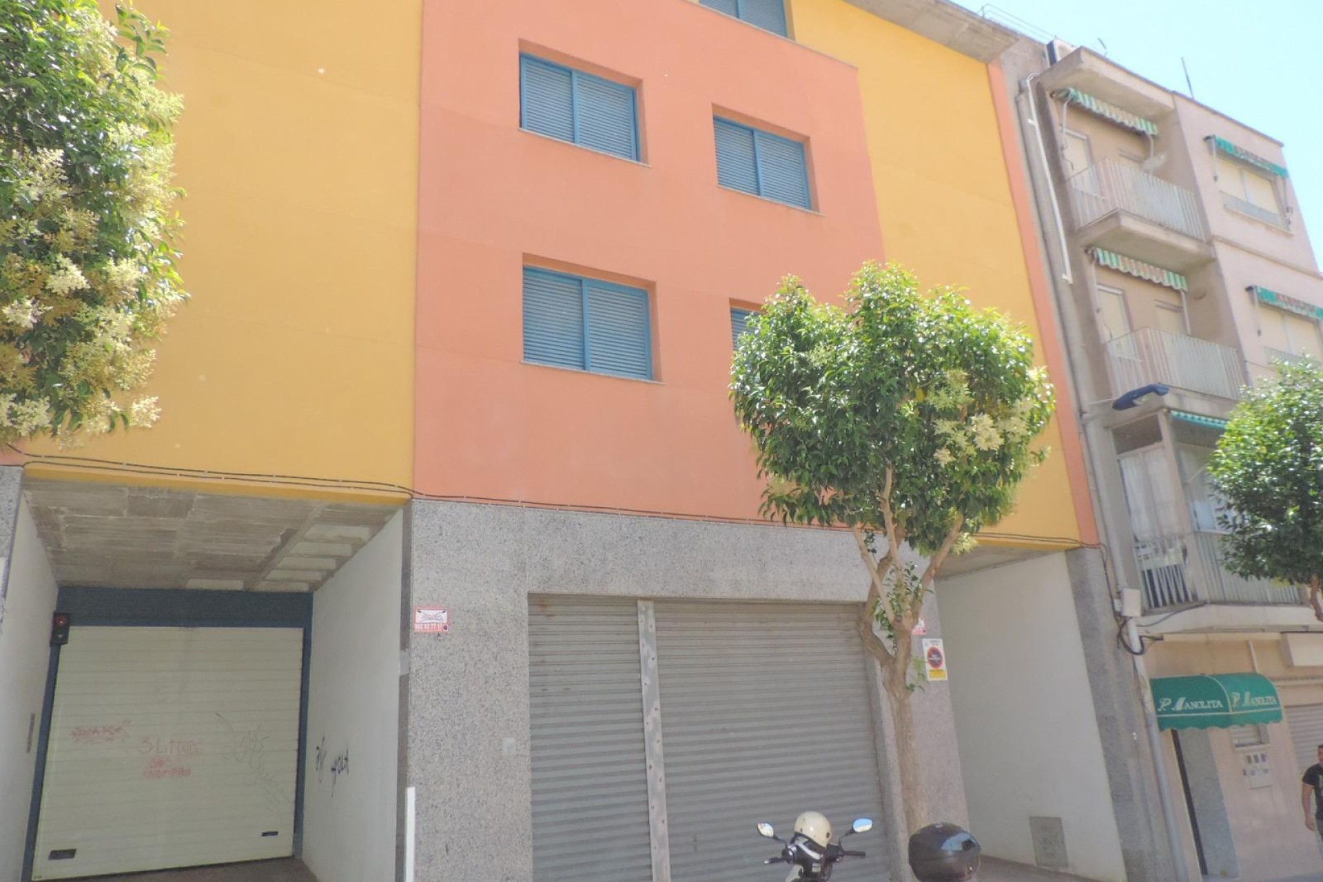 Reventa - Parking - Santa Pola - Centro