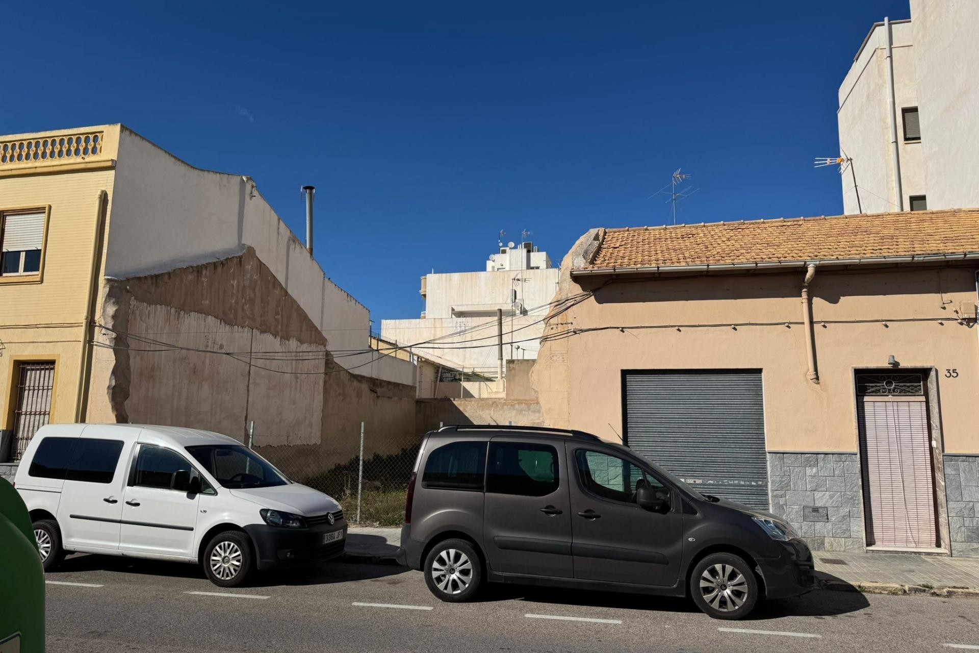 Reventa - Plot - Torrellano - Centro