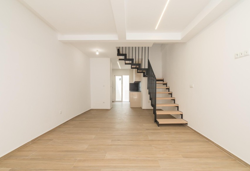 Reventa - Triplex - Elche - Raval - Puertas Coloradas